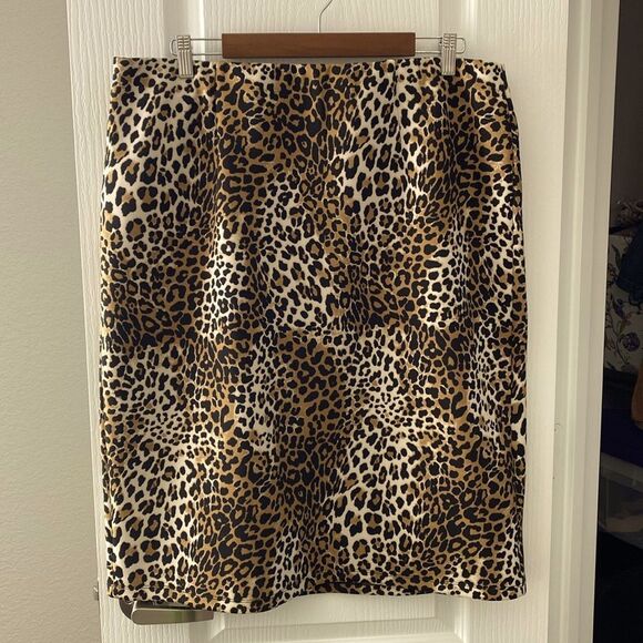 ❤️Cato Plus Size Leopard Print MIDI Skirt - Picture 1 of 4